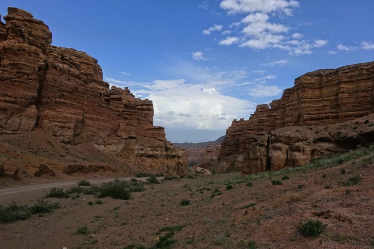 I think they tried to claim that this was the second largest canyon in the world, which Google told me was not the case. Spectacular nonetheless.