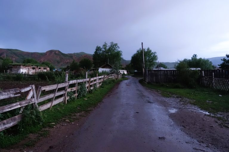 Later learned that Saty is the base for many trips into this region. A beguiling village, had a lovely time here.