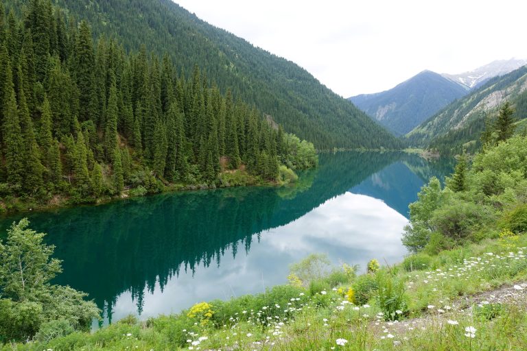 After a good night's kip, it was off to the spellbinding Kolsai Lakes the next morning.