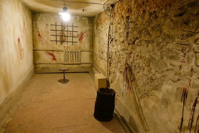 The museum tries very much to evoke the horrors of what happened here. Except that a lot of the stuff didn't actually happen in *this* particular building (the admin HQ). But I mean, it's evocative nonetheless.