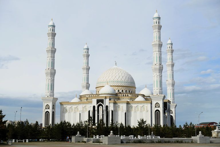 THIS is the largest mosque in Central Asia: the Hazret Sultan!