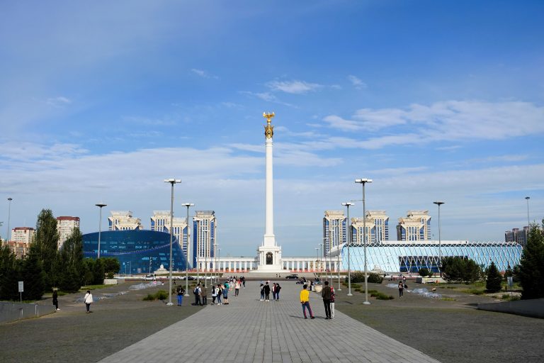 I wasn't lying - this is the scene that's over the road. A rather impressive little square of architectural wonders around these parts. Astana killin' it!