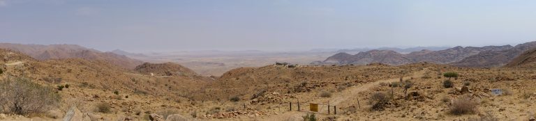 My first glimpse of Namibia proper, I think? Somewhere after the border? Or possibly later, in the Khomas region. I didn't document this well.