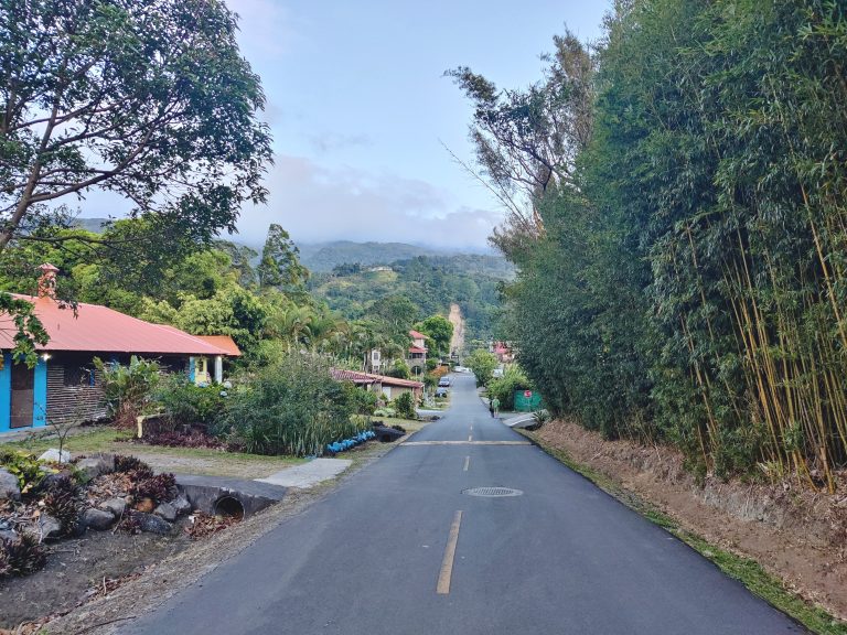 Nestled in the highlands of Chiriquí province, Boquete's become a popular spot for those seeking hiking trails and the coffee plantations that its probably most well-known for. 