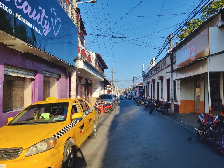 One of the main thoroughfares through town. There was a massive party happening in one of the bars down the road, and I sauntered past just as it looked like a fight was breaking out. El Salvador is no doubt much safer than before, but there are parts of it that still feel a little rough around the edges. Which is not a bad thing, imo! (The fight didn't turn violent, thankfully.)