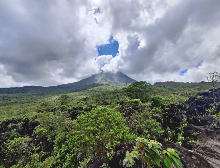 And here's the volcano itself. I spent two days in La Fortuna and this was one of the only 'clear' glimpses I managed to get, as it's often covered by clouds.