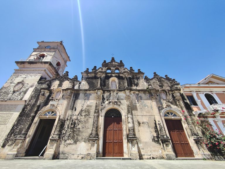 THIS was the church whose tower we'd attempted to climb the previous day to no avail. A stunner.