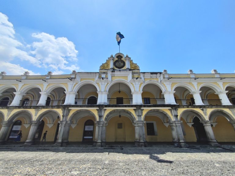 wiki: "The Captain General Palace, or Palacio de los Capitanes Generales, is a large building localed in the Central Square of Antigua Guatemala. It serves as the headquarters of the Guatemala Institute of Tourism, the Antigua Tourism Association, National Police and the Sacatepquez Department government. It also houses the National Museum of Guatemalan Art."