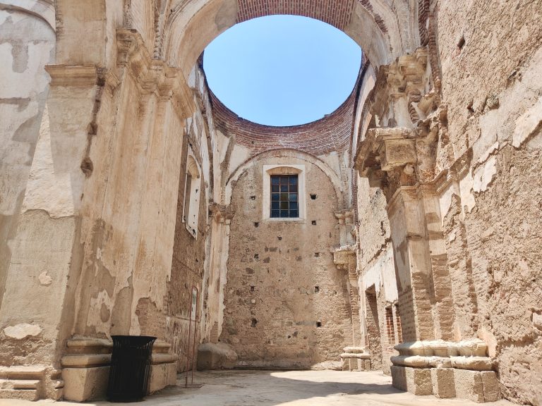 Genuinely explored every little nook and cranny of this complex. Too beautiful not to.