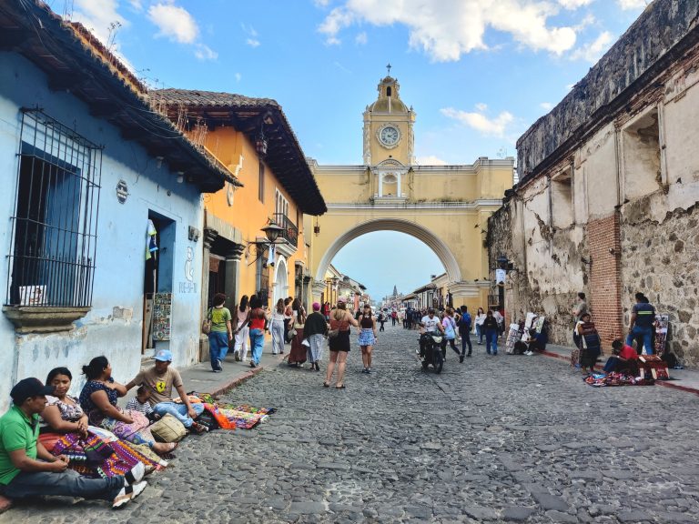 Santa Catalina Arch is very pretty, but it would be much prettier without all the tourists.