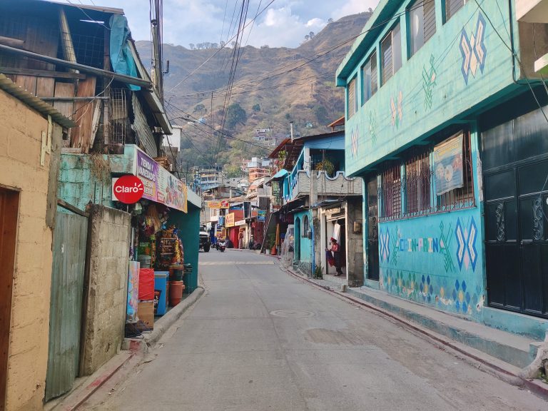 The colectivo driver was a super friendly old man and the ride was much fun (exposed at the back of his pickup truck with a bunch of local mums, basically). My destination? Santa Catarina Palopó.