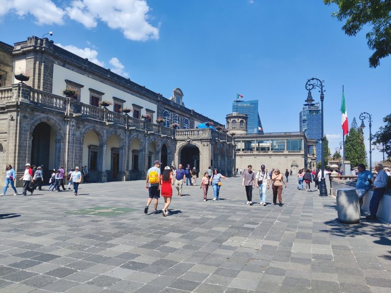 And here is Chapultepec Castle. Or part of it. The site was sacred to the Aztecs way back in the day, and during the colonial era the Spaniards used it constructed the viceroy's residence here. Emperor Maximilian (read up about him, the story's fascinating) expanded it into a palatial residence, and following his assassination it was co-opted by Mexico's presidents until 1939 when it was turned into the museum that it is today.