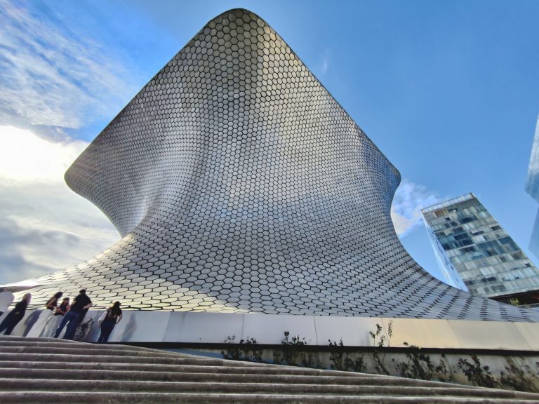 A stunning building! This free museum hosts art works from a surprising number of world-renowned masters, and is the country's most popular art gallery. I didn't visit anywhere near enough museums during my stay in CDMX (I'll be back!), but I'm glad I managed to stop by here.