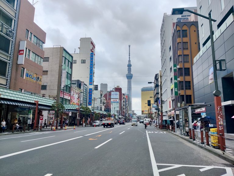 Tokyo Skytree - the world's tallest tower - in the background here!