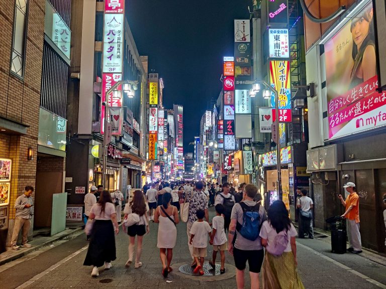 One last street scene before retiring to my hotel for the night. What a city. Can't wait to return another time soon!