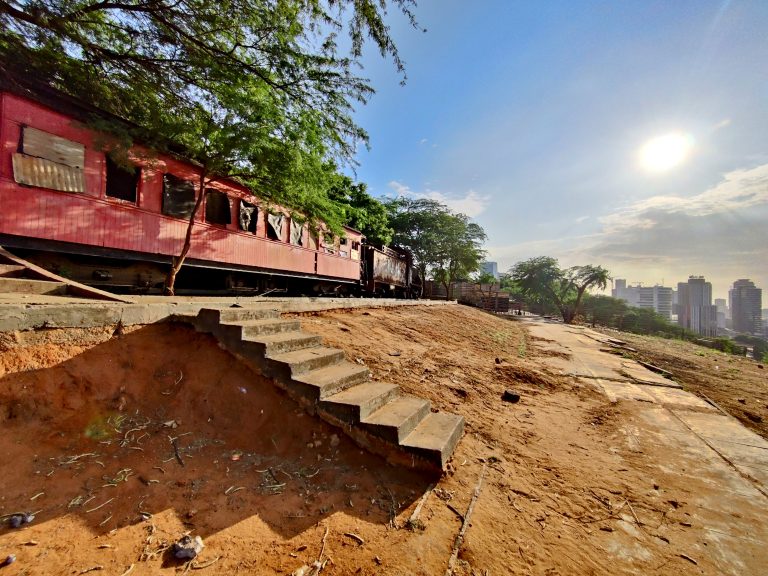 Never did figure out why this train was here, but it made for a great photoshoot.