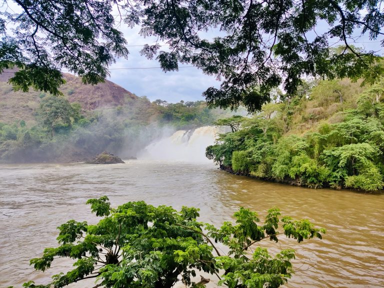 The falls are incredibly beautiful and were a thrill to witness, though they were actually a compromise as the guys were unable to get to the more renowned Kalandula Falls during my stay. (They visited later in their trip, after I'd left for Cape Town, and their pics were jawdropping.)