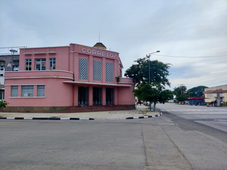 Some colonial-era architecture from Lobito, on our way out of the city. This is/was the post office.