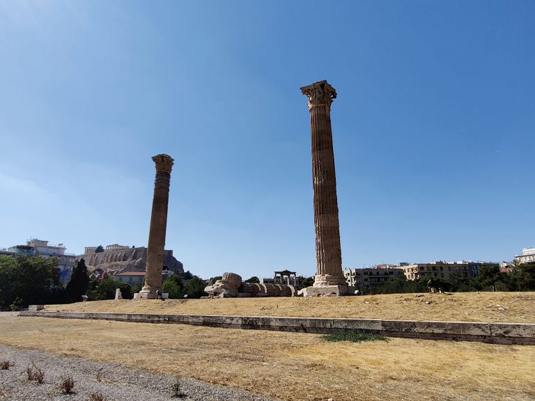 Not sure why this is the only pic I have of the Temple of Olympian Zeus - which remains much more intact than these ruins would suggest - but hey-ho. Incredible that you walk around a city like this and can stumble upon sights that were begun in the 6thC BCE!!