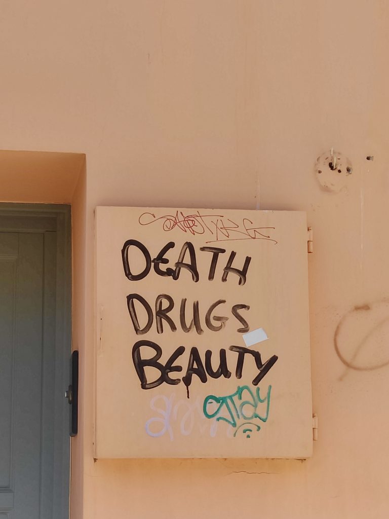 Death. Drugs. Beauty