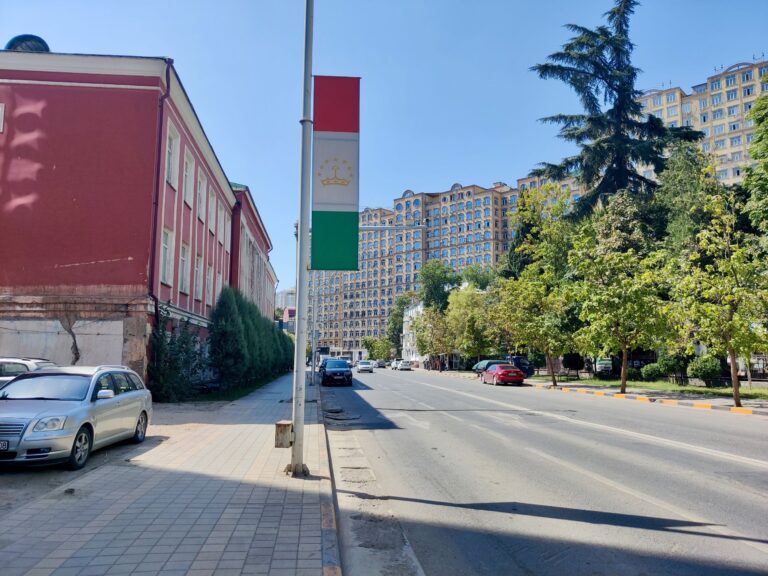 This was opposite all that destruction. Modern Dushanbe: ornate tower blocks, plenty of trees, and the colours of the national flag. We'll be seeing a LOT of that...