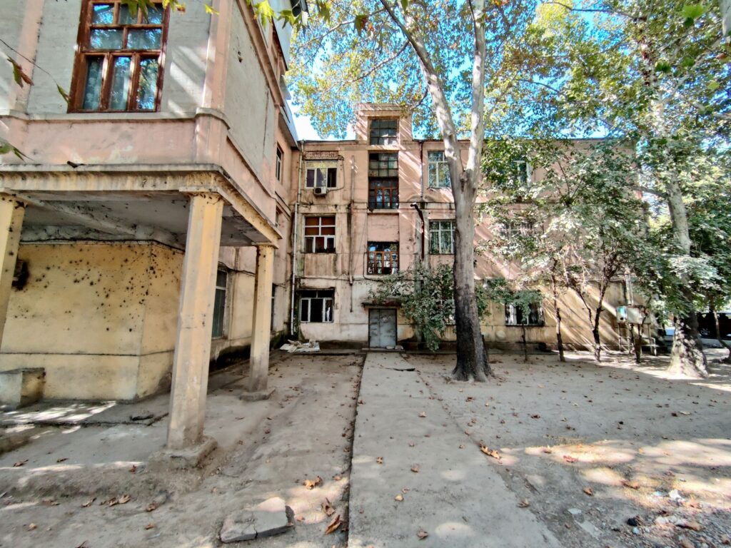 Academics Rajabov Street
