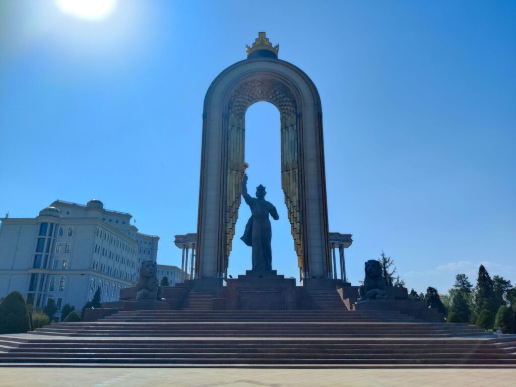 Ismail Somoni Monument