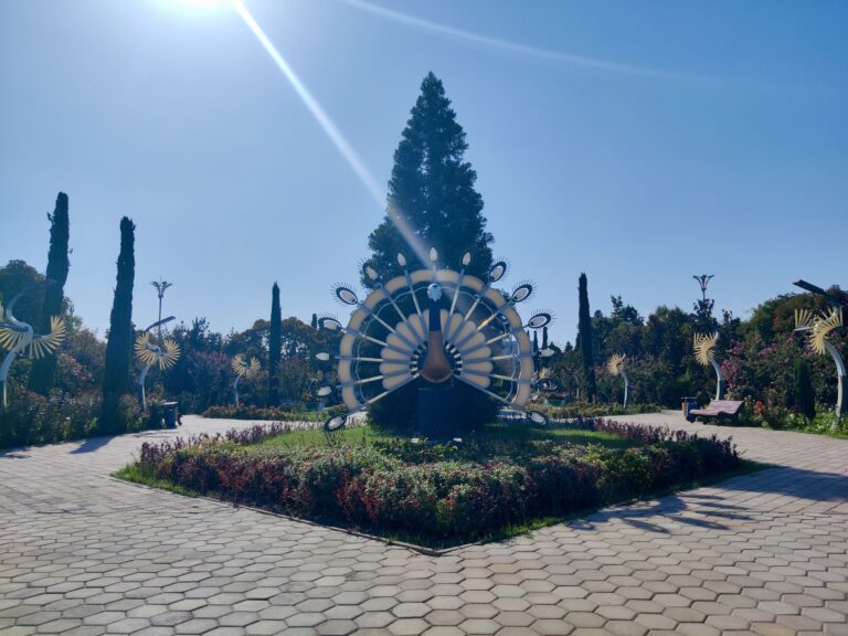 One thing I took away from Tajikistan is that they have no qualms about embracing quirks and kitsch. Quite some punctuation to the park here.