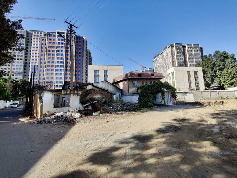 Couldn't really get to grips with whether Dushanbe was being torn down...