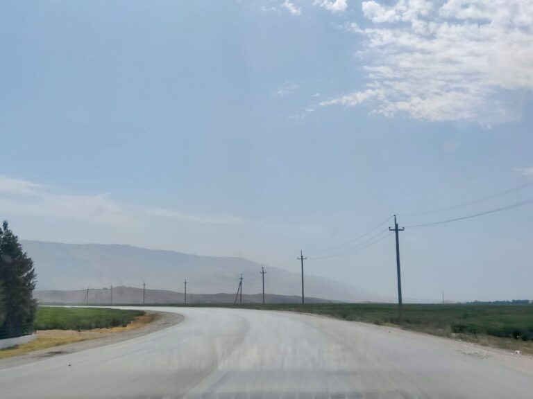 Those of you who've seen my Kazakhstan gallery will no doubt be familiar with the fact that I have a fondness for empty highways...