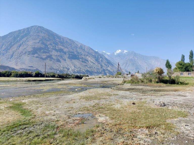As with so many of these Pamir villages, Zong's setting is breathtakingly beautiful.