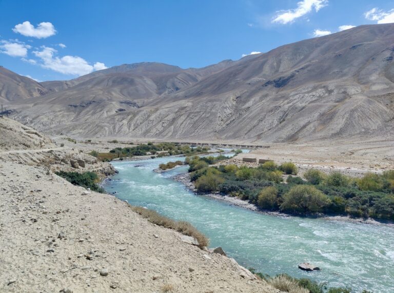 A couple of Afghan huts visible on the right there, which suggests that there's some sort of activity that happens on the other side of the border here.