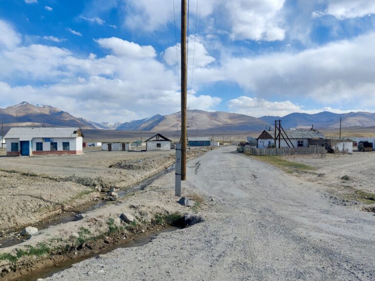 This is close to 4,000m above sea level, I believe. And feels desolate.