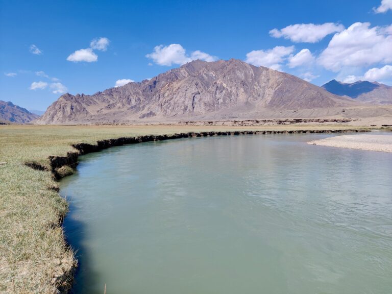 Arriving at Alichur had already seen as turn away from the Wakhan Valley/Afghan border and head northwards, and day five saw us continue in that direction.
