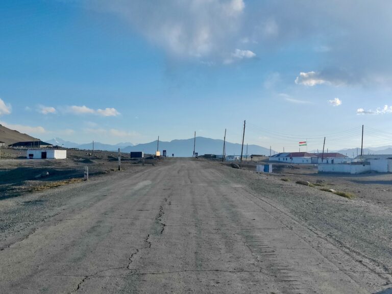 Karakul village. Tajik flags flying high, natch.